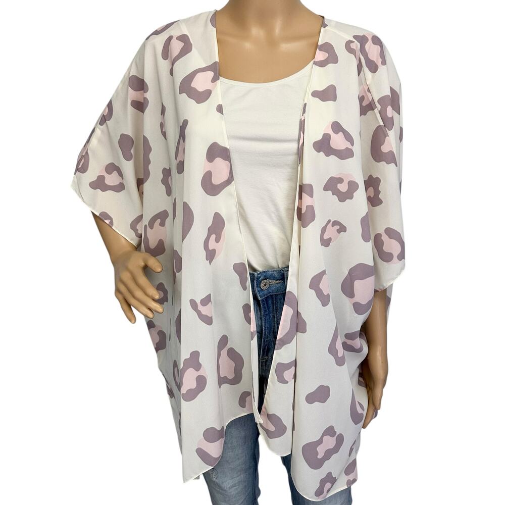 2/$15 Chic Soul Leopard Print Kimono Purple Sheer Plus Size 1X - Picture 2 of 10